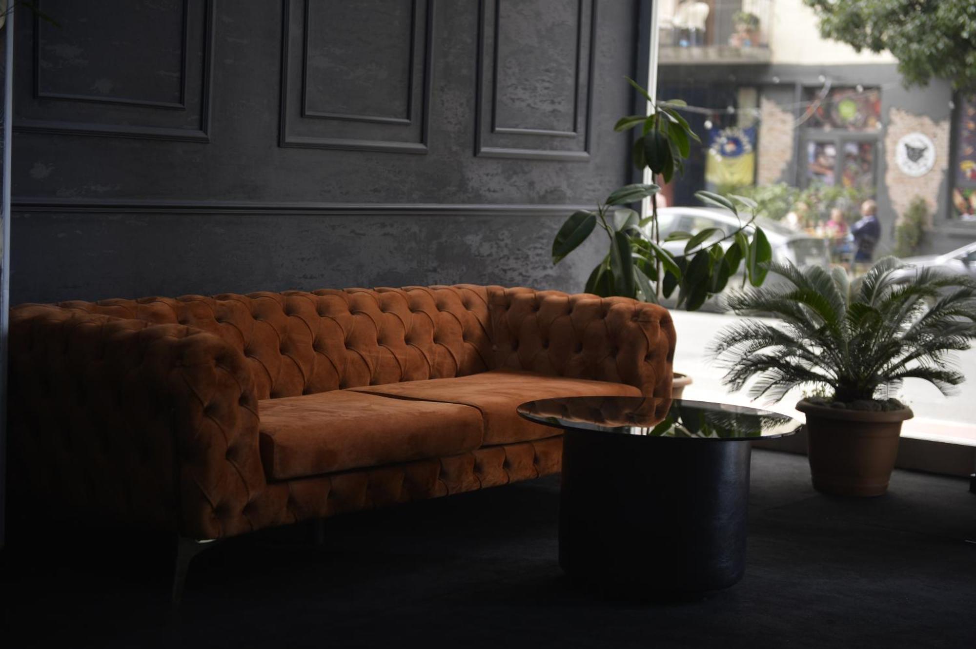 Aura Boutique Hotel บาทูมิ ภายนอก รูปภาพ
